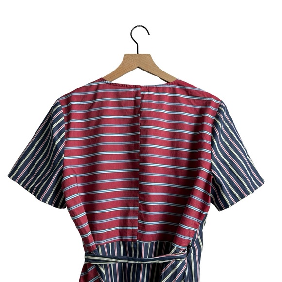 BCBGeneration Red & Blue Mixed Print Wrap Top Size Large New with Tag - Picture 8 of 11